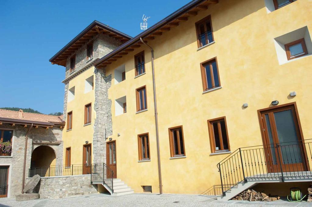 فيلا San Sebastiano Curoneفي Agriturismo Ca Bella المظهر الخارجي الصورة